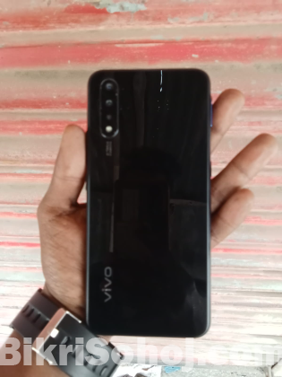 Vivo s1